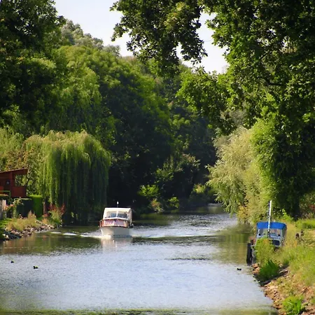 Mitten Im Seenland Und Spreewaldnah, Schoener Garten Storkow