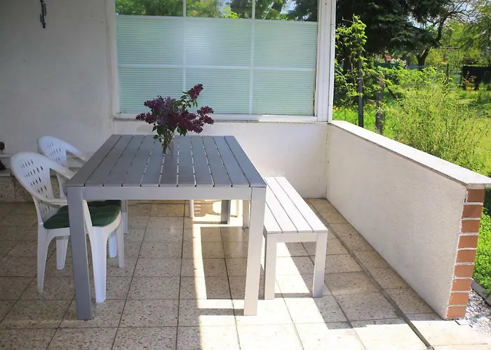 Mitten Im Seenland Und Spreewaldnah, Schoener Garten *